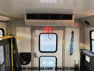 2014 Ford E-350 Superduty Shuttle Bus/Handicap Equipped Van   - Photo 14 - North Chesterfield, VA 23237