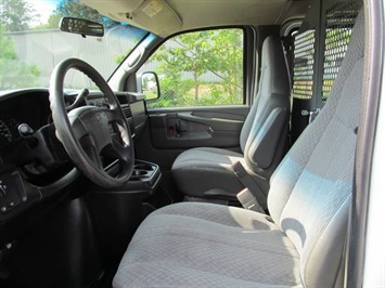2006 Chevrolet Express 2500 (SOLD)   - Photo 17 - North Chesterfield, VA 23237