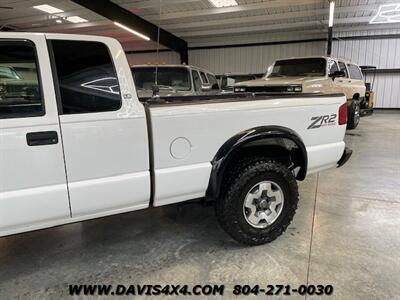 2001 Chevrolet S-10 ZR2 Off Road 4x4 Extended Cab Pickup   - Photo 11 - North Chesterfield, VA 23237