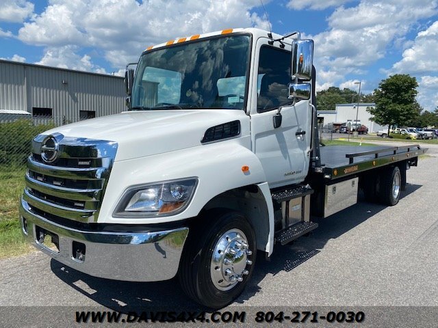 2019 Hino 258 Diesel Rollback Wrecker/Tow Truck   - Photo 1 - North Chesterfield, VA 23237
