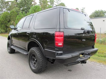 2001 Ford Expedition XLT (SOLD)   - Photo 8 - North Chesterfield, VA 23237