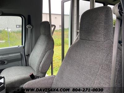 2016 FORD E450 Econoline Shuttle Bus/Travel Van Low Mileage  Loaded - Photo 4 - North Chesterfield, VA 23237