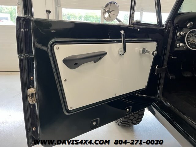 1966 Ford Bronco Half Cab 4x4 Restored Classic - Photo 32 - North Chesterfield, VA 23237