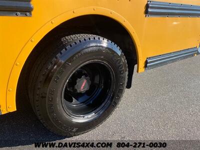 2010 GMC Savana Cutaway 3500 Shuttle/School Bus With Handicap Ramp   - Photo 14 - North Chesterfield, VA 23237