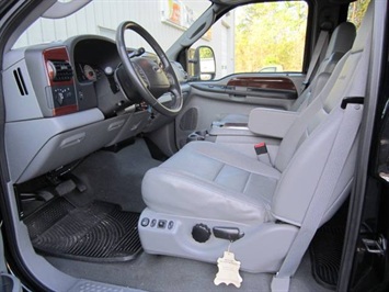 2005 Ford F-350 Super Duty XLT (SOLD)   - Photo 2 - North Chesterfield, VA 23237