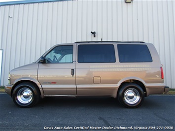 2002 Chevrolet Astro LS AWD Van   - Photo 2 - North Chesterfield, VA 23237