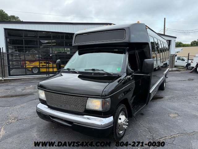 2005 Ford E-350 Shuttle/Party Event Van Bus - Photo 18 - North Chesterfield, VA 23237