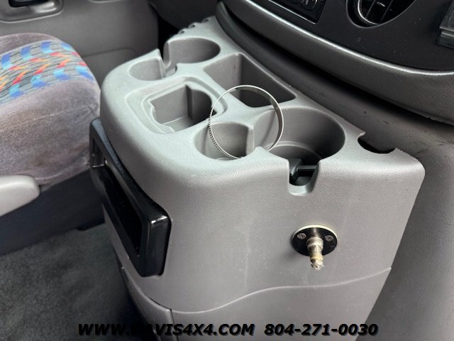 2005 Ford E-350 Shuttle/Party Event Van Bus - Photo 50 - North Chesterfield, VA 23237
