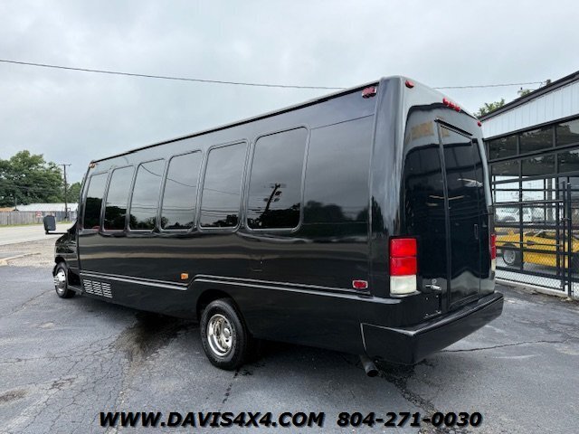 2005 Ford E-350 Shuttle/Party Event Van Bus - Photo 14 - North Chesterfield, VA 23237