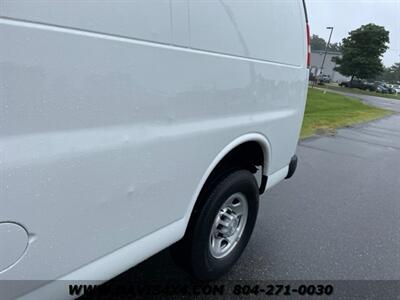 2017 Chevrolet Express 2500 HD Work/Commercial Van   - Photo 22 - North Chesterfield, VA 23237