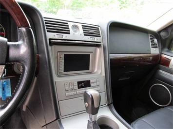 2003 Lincoln Navigator Luxury (SOLD)   - Photo 20 - North Chesterfield, VA 23237