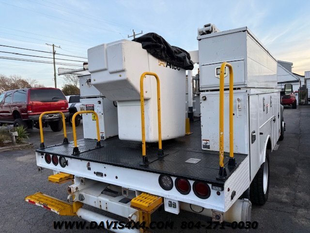 2016 RAM 5500 4x4 Altec AT40G Bucket Truck - Photo 9 - North Chesterfield, VA 23237