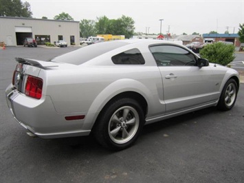 2006 Ford Mustang GT Deluxe (SOLD)   - Photo 14 - North Chesterfield, VA 23237