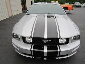 2006 Ford Mustang GT Deluxe (SOLD)   - Photo 12 - North Chesterfield, VA 23237