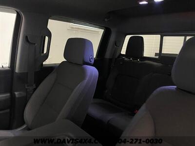 2019 Chevrolet Silverado 1500 Z71 4x4 Series Crew Cab Short Bed Pickup   - Photo 4 - North Chesterfield, VA 23237