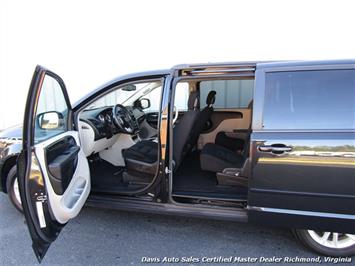 2016 Dodge Grand Caravan SXT Stow N Go Wagon FFV Loaded Family   - Photo 9 - North Chesterfield, VA 23237