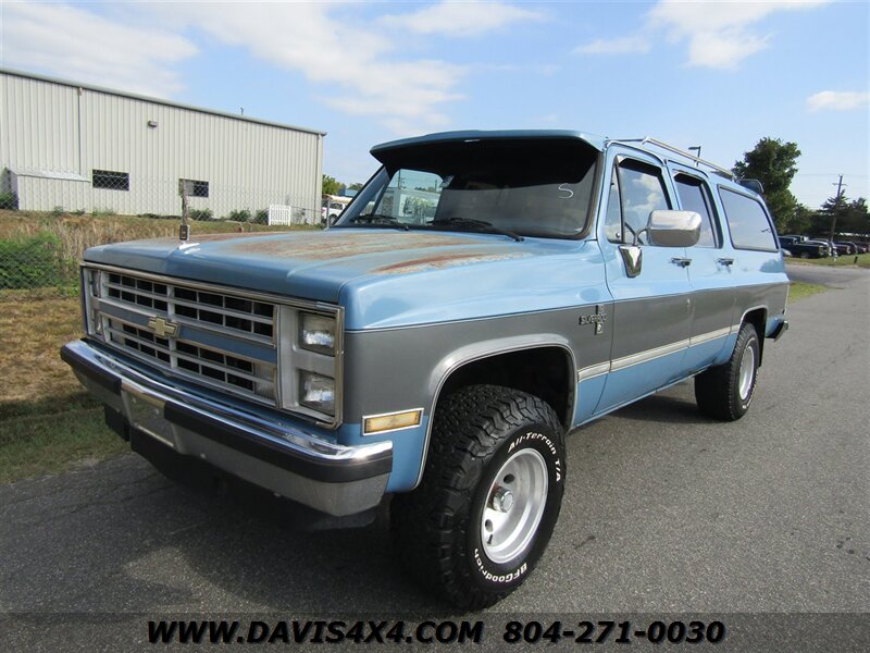 1987 Chevrolet Suburban 4X4 Square Body Silverado C/K 10 Trim Package  Four-Door - Photo 1 - North Chesterfield, VA 23237