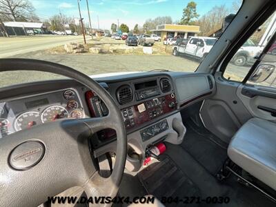 2016 Freightliner M2 106   - Photo 2 - North Chesterfield, VA 23237