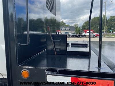 2011 Hino 268 Flatbed Previous Moffett Truck   - Photo 17 - North Chesterfield, VA 23237