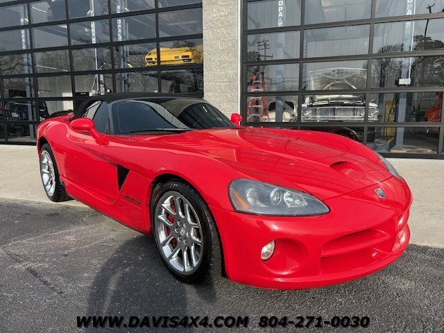 2004 Dodge Viper SRT-10 Convertible Supercar  