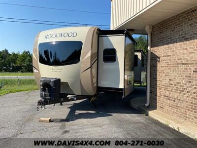 2018 Forest River Rockwood Ultra Light 1 Owner Pull Behind/Tag Along Travel Trailer   - Photo 3 - North Chesterfield, VA 23237