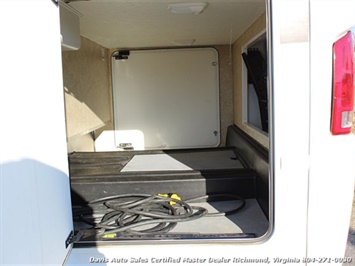 2011 Thor 30Q Hurricane Motorhome Camper Ford F-53 FW (SOLD)   - Photo 12 - North Chesterfield, VA 23237