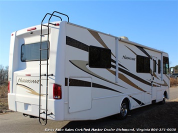 2011 Thor 30Q Hurricane Motorhome Camper Ford F-53 FW (SOLD)   - Photo 5 - North Chesterfield, VA 23237
