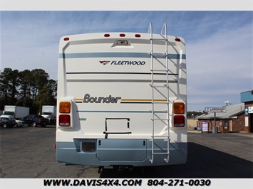 2005 Fleetwood 35E Bounder Edition Class A Motorhome (SOLD)   - Photo 5 - North Chesterfield, VA 23237