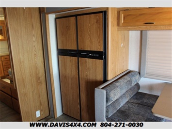 2005 Fleetwood 35E Bounder Edition Class A Motorhome (SOLD)   - Photo 36 - North Chesterfield, VA 23237