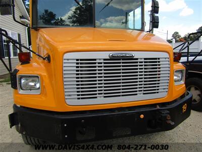 2005 Freightliner Chassis School Bus   - Photo 6 - North Chesterfield, VA 23237