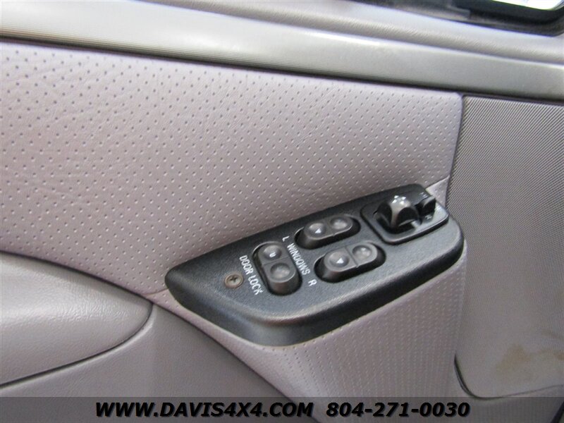 1994 Ford F-150 XLT Extended Cab Short Bed 4X4 Pick Up - Photo 19 - North Chesterfield, VA 23237