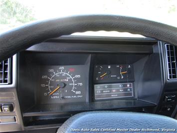 1995 Isuzu NPR 4000 Series Diesel Turbo Electromatic Intercooler Utility Work Van   - Photo 8 - North Chesterfield, VA 23237