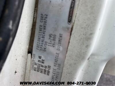 2001 Freightliner FL70 Box Truck   - Photo 2 - North Chesterfield, VA 23237