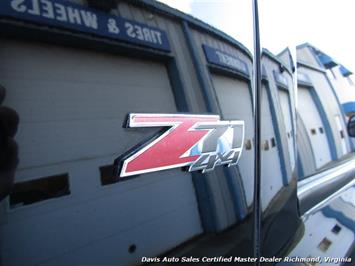 2005 Chevrolet Suburban 1500 Z71 LTZ Edition 4X4 Fully Loaded   - Photo 18 - North Chesterfield, VA 23237