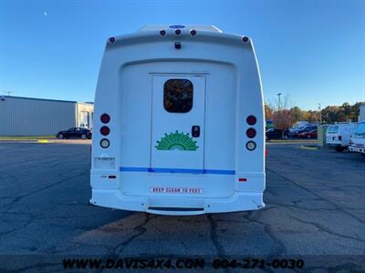 2011 Ford F550 Superduty Multi Passenger Shuttle Transport Bus   - Photo 5 - North Chesterfield, VA 23237