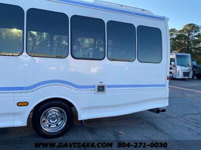 2011 Ford F550 Superduty Multi Passenger Shuttle Transport Bus   - Photo 18 - North Chesterfield, VA 23237