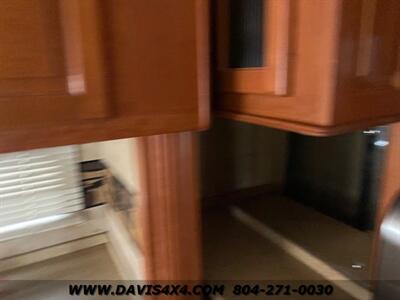 2006 Freightliner Damon Tuscany 4074 Custom Chassis Motorhome Coach Camper   - Photo 20 - North Chesterfield, VA 23237