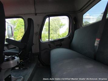 2007 Freightliner M2 106 Business Class Mercedes Hauler Bed Diesel Sport Chassis (SOLD)   - Photo 10 - North Chesterfield, VA 23237