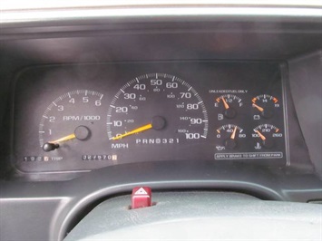 2001 Chevrolet 3500 (SOLD)   - Photo 11 - North Chesterfield, VA 23237
