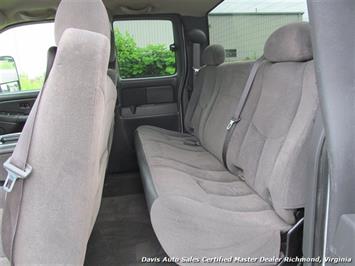 2006 Chevrolet Silverado 2500 HD LS 4X4 Extended Cab Short Bed   - Photo 12 - North Chesterfield, VA 23237