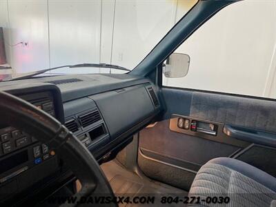 1992 Chevrolet Regular Cab Stepside Pickup   - Photo 11 - North Chesterfield, VA 23237