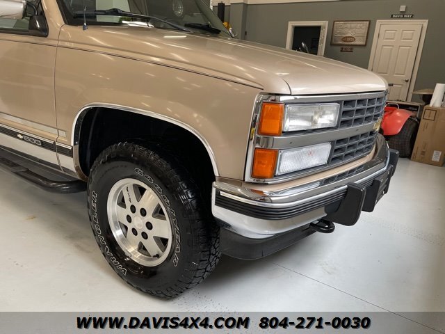 1991 Chevrolet Silverado 1500 4 x 4 Regular Cab Short Bed Pickup   - Photo 1 - North Chesterfield, VA 23237