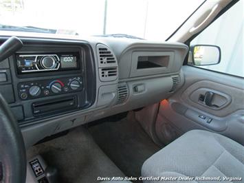 1997 Chevrolet Silverado 3500 LS Dually 4X4 Extended Cab Long Bed   - Photo 11 - North Chesterfield, VA 23237