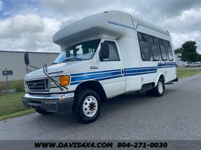 2006 Ford E-350 Superduty Passenger Carrying Shuttle Bus/Van   - Photo 2 - North Chesterfield, VA 23237