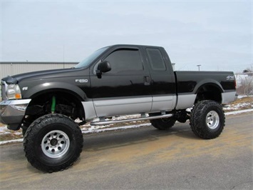 2001 Ford F-250 Super Duty XLT (SOLD)   - Photo 2 - North Chesterfield, VA 23237