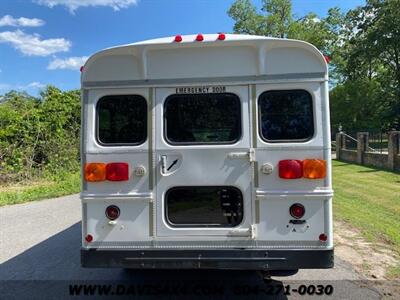2006 Ford E-350 Commercial Cutaway   - Photo 4 - North Chesterfield, VA 23237