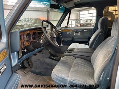 1990 Chevrolet Suburban V2500 4x4 Squarebody   - Photo 7 - North Chesterfield, VA 23237