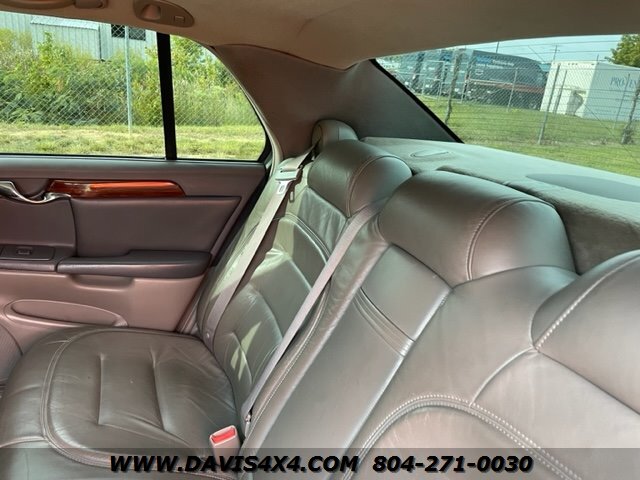 2000 Cadillac DeVille Custom Coach 9 Passenger Limou photo
