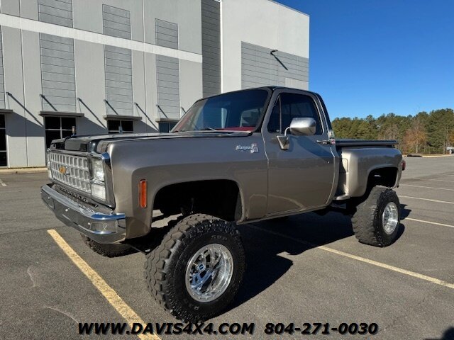 1980 Chevrolet Squarebody Stepside 4x4 Lifted   - Photo 1 - North Chesterfield, VA 23237