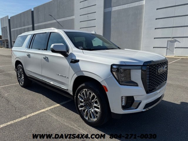 2023 GMC Yukon Denali XL Ultimate 4X4  